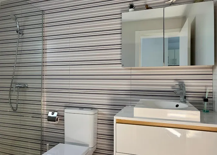 Palm Oasis By Villalize